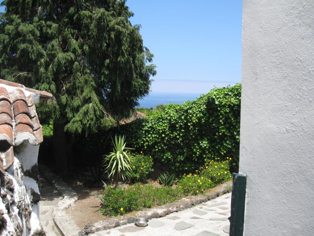 Quinta Do Rossio, Rural Tourism Biscoitos (Terceira)